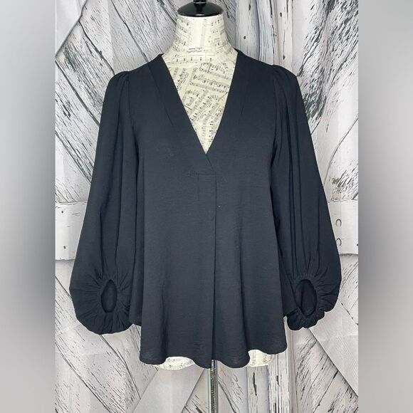 Altar’d State Flowy Balloon Sleeve Black Top Size XS - Picture 1 of 5
